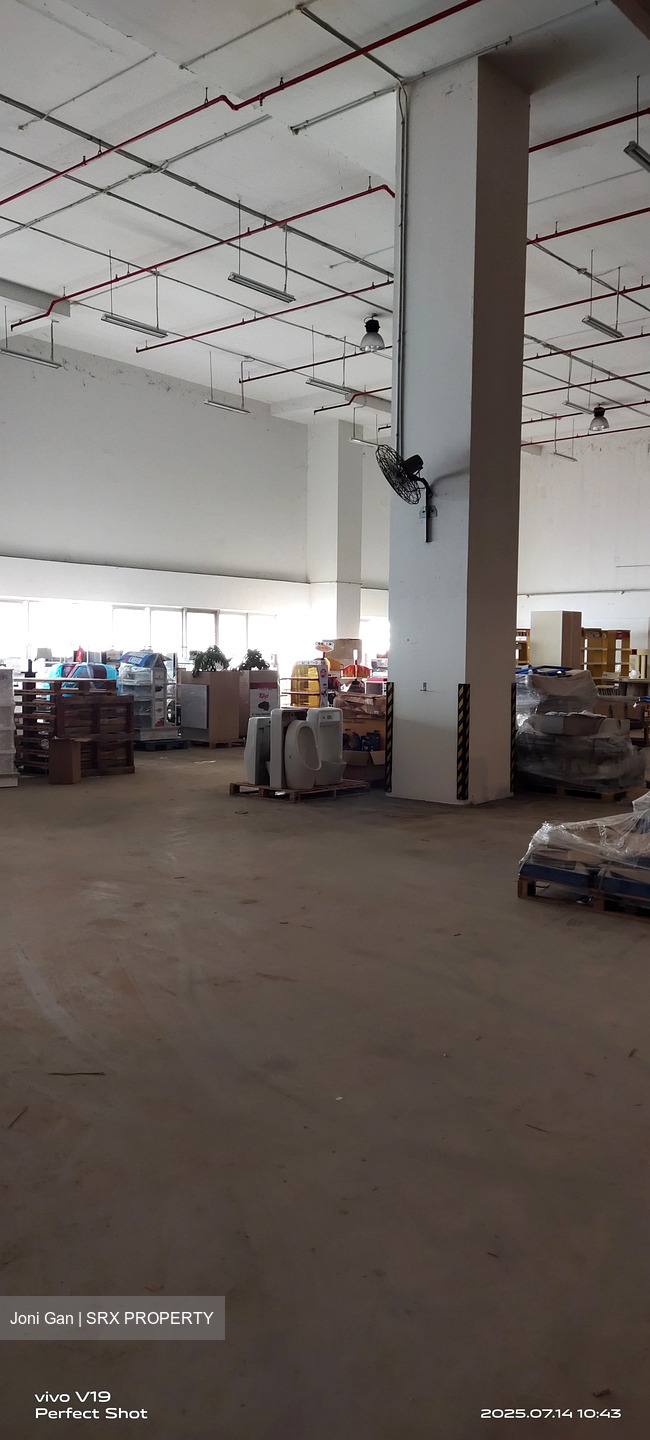 Bth Building (D19), Warehouse #459168901